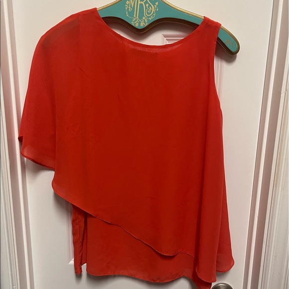 Banana Republic Outback Red One Shoulder Top - Picture 2 of 5